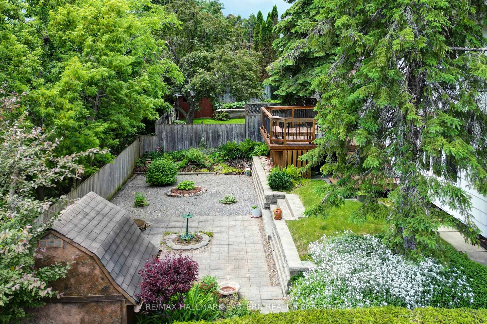 509 Montcalm Drive photo 37