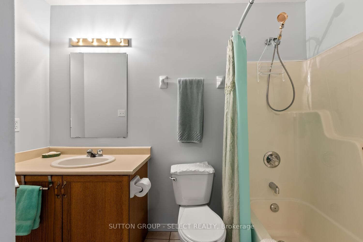 9 AILSA Place Unit 43 photo 39