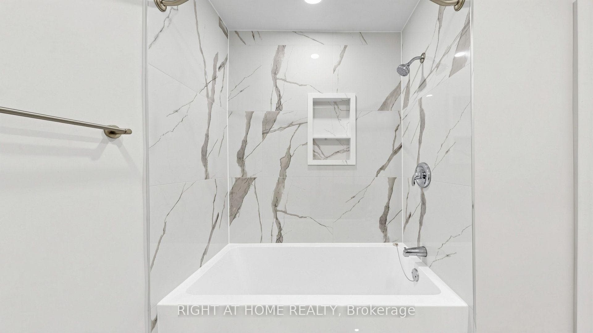76 Fenside Drive photo 24