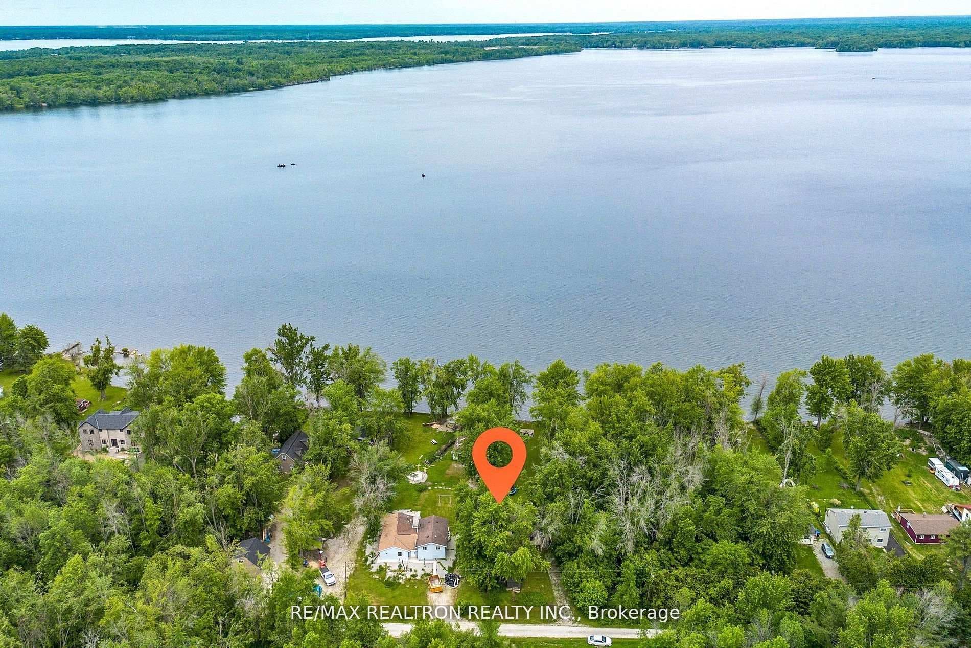 6090 Sheba Drive photo 2