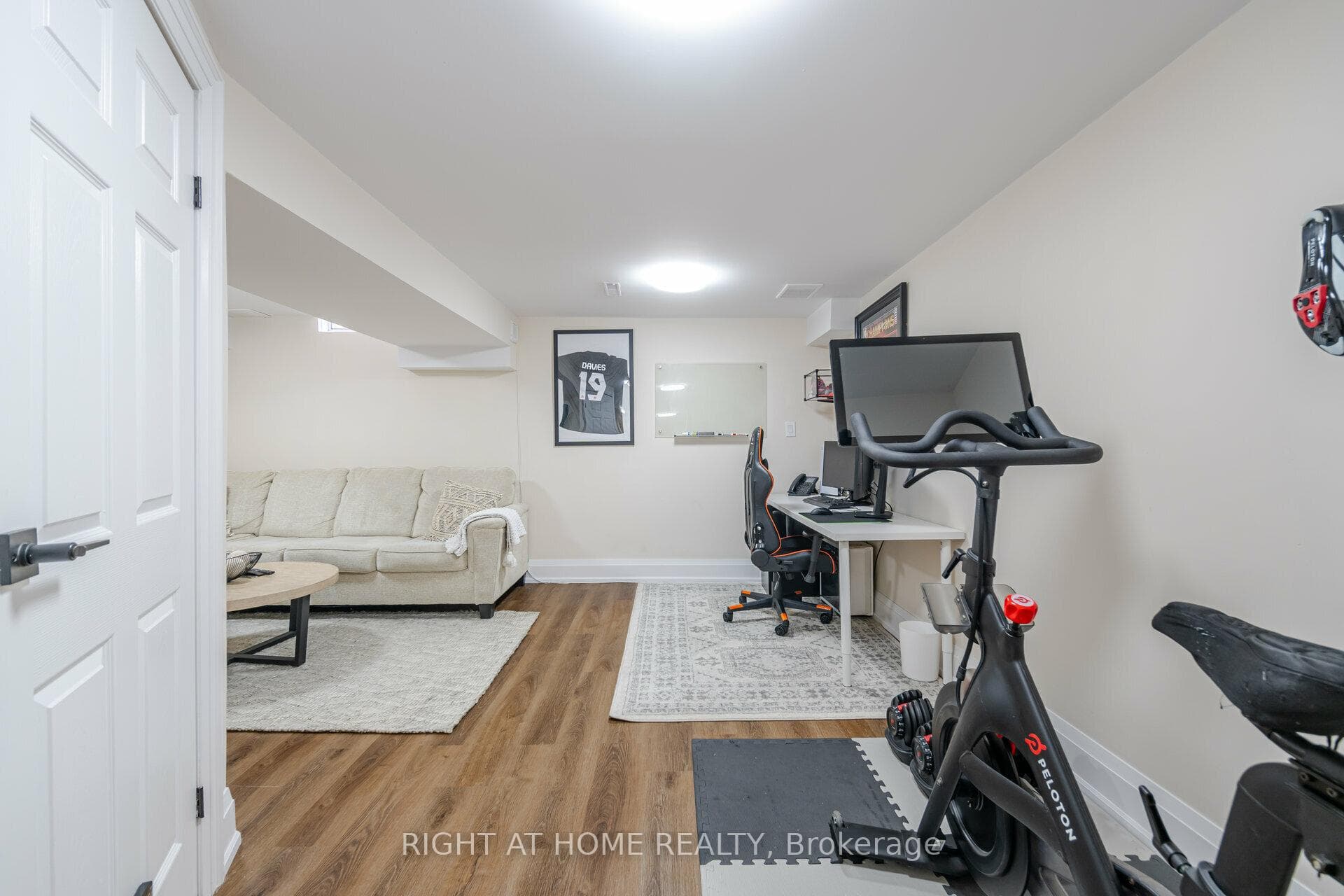 1516 Lancaster Drive Unit 1 photo 27