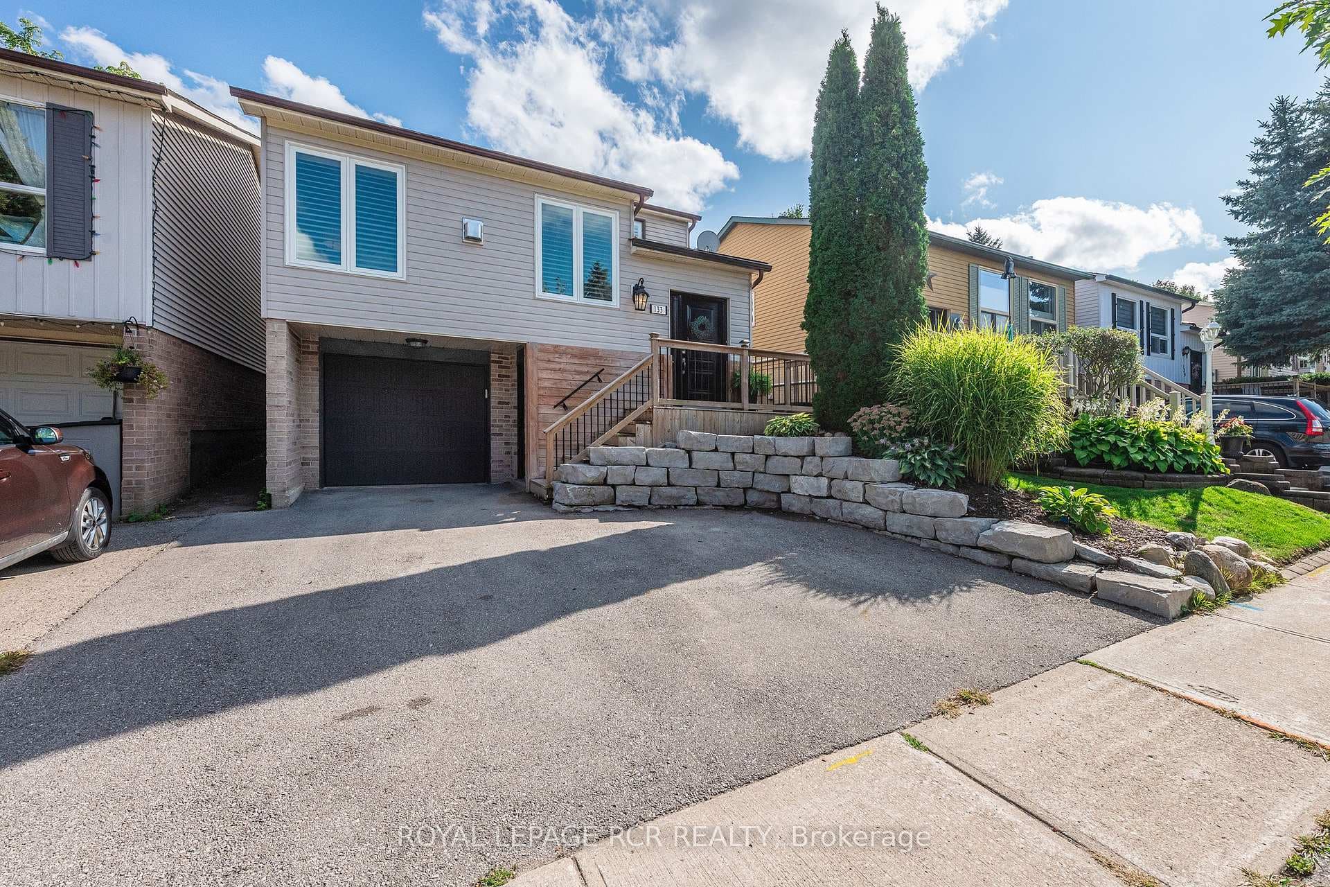 133 Goldgate Crescent photo 2