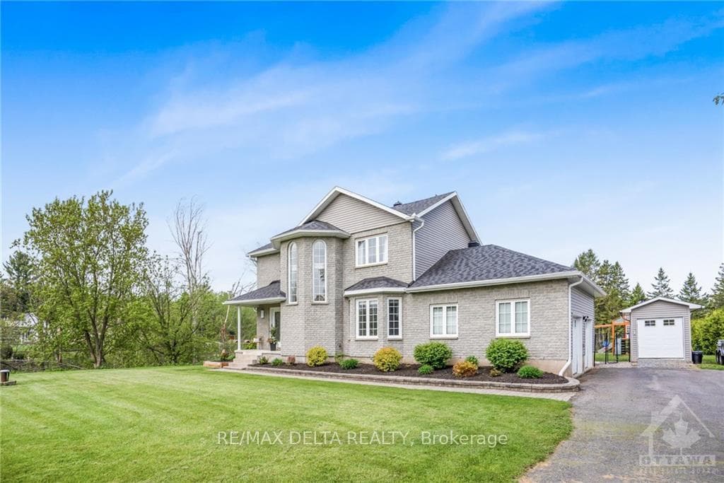 464 DU RUISSEAU Street photo 2
