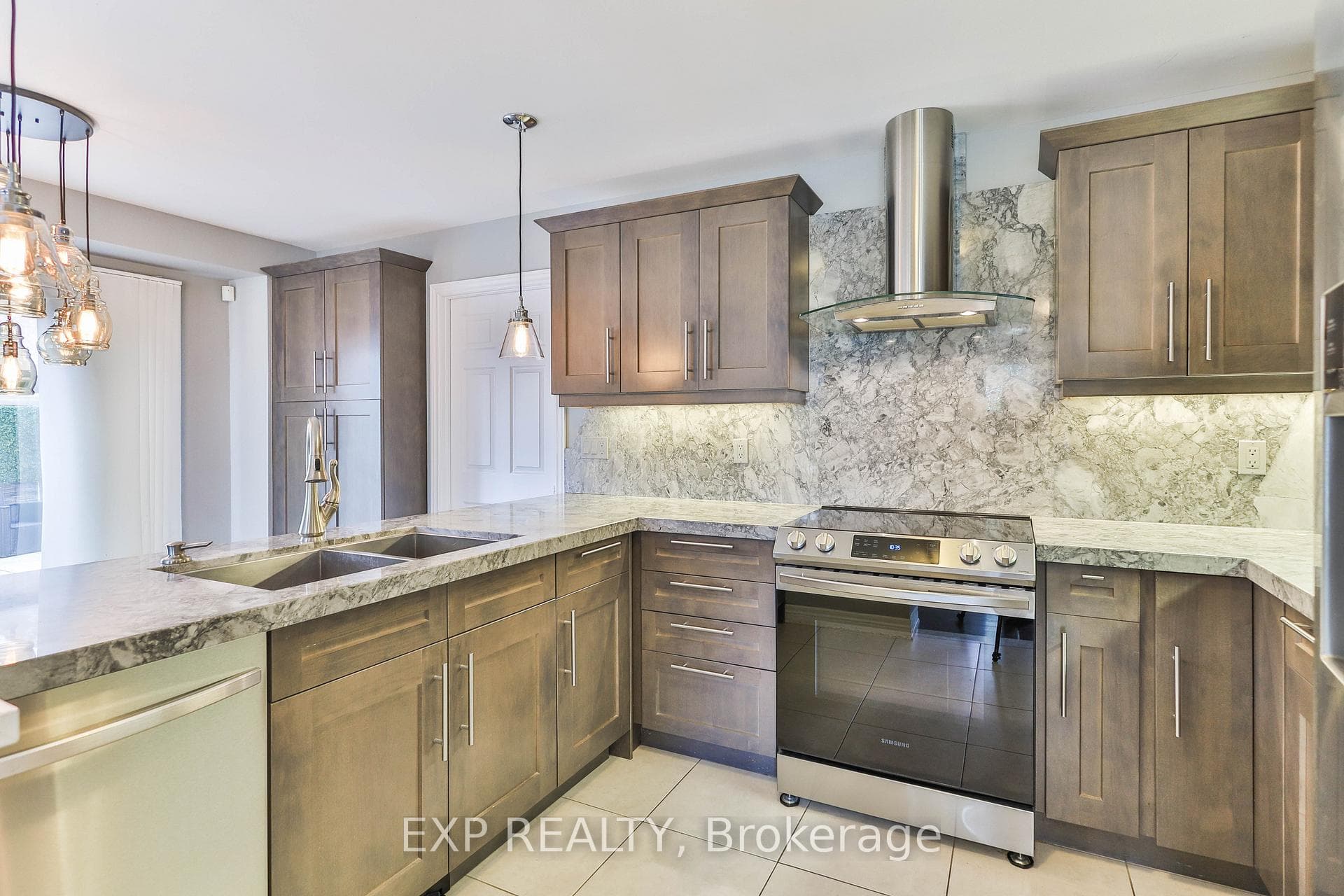 2256 Greening Lane photo 13