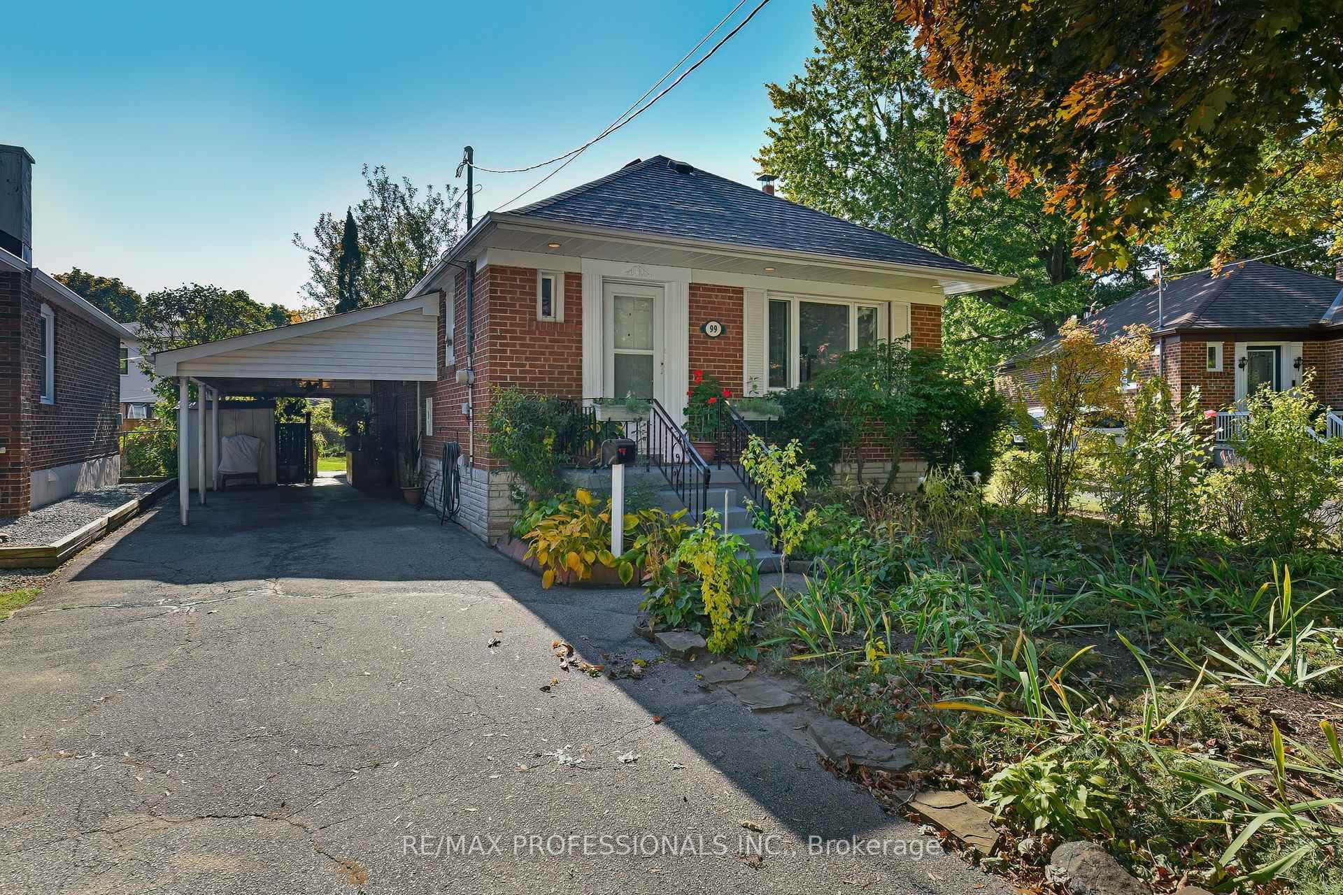 99 Burlingame Road photo 1
