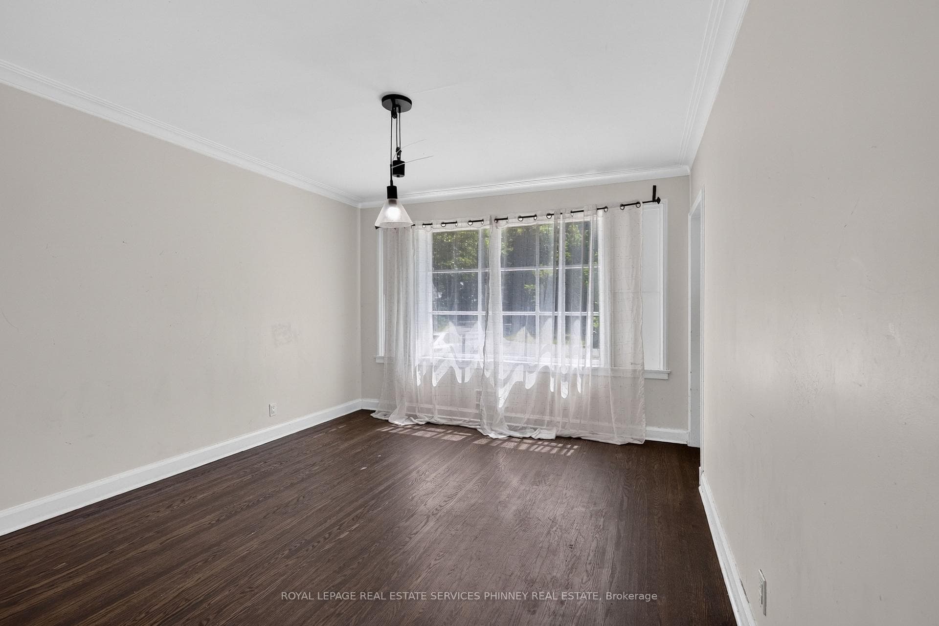 52 Valecrest Drive photo 9