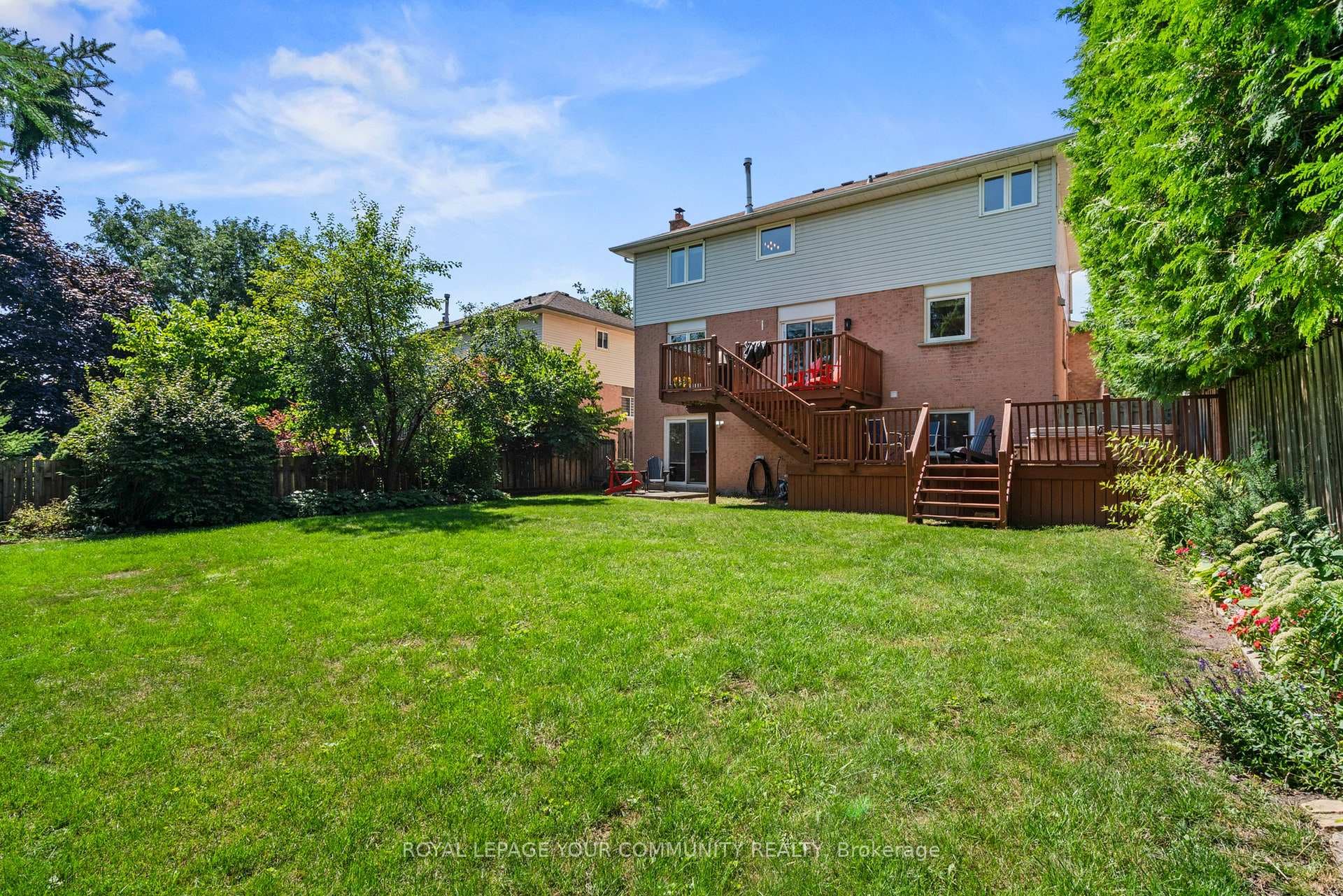114 Devins Drive photo 26