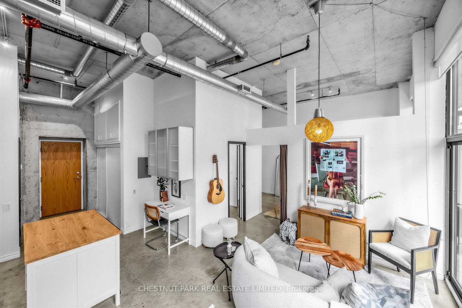 363 Sorauren Avenue Unit 301 photo 18