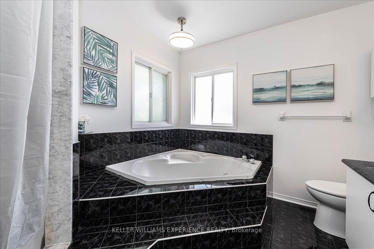 49 FINLAY Road photo 19
