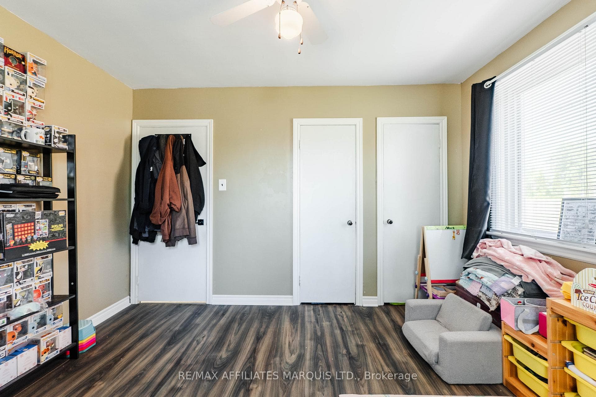 1605 Queen Street photo 28