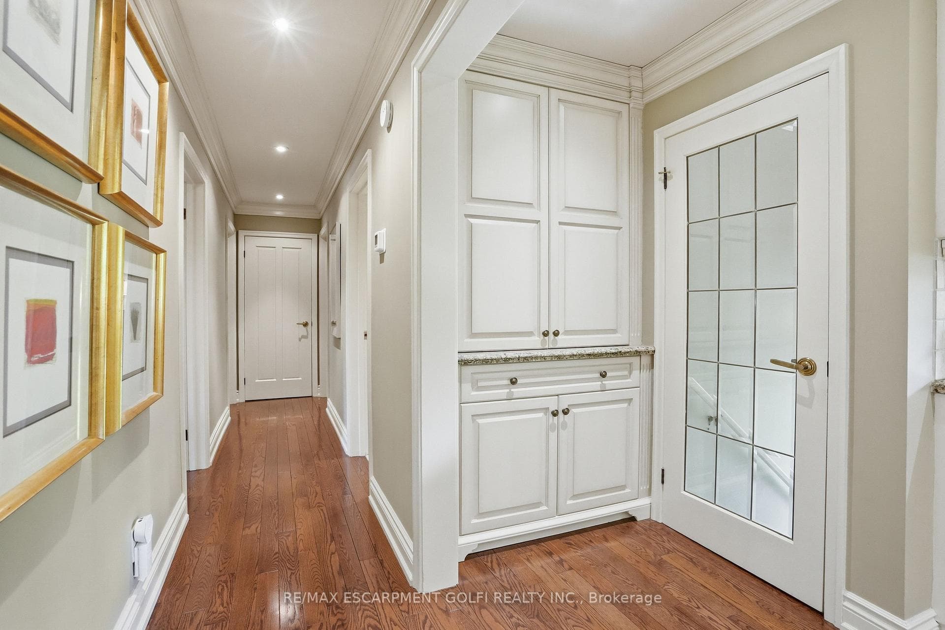 5 MAPLE Avenue photo 14