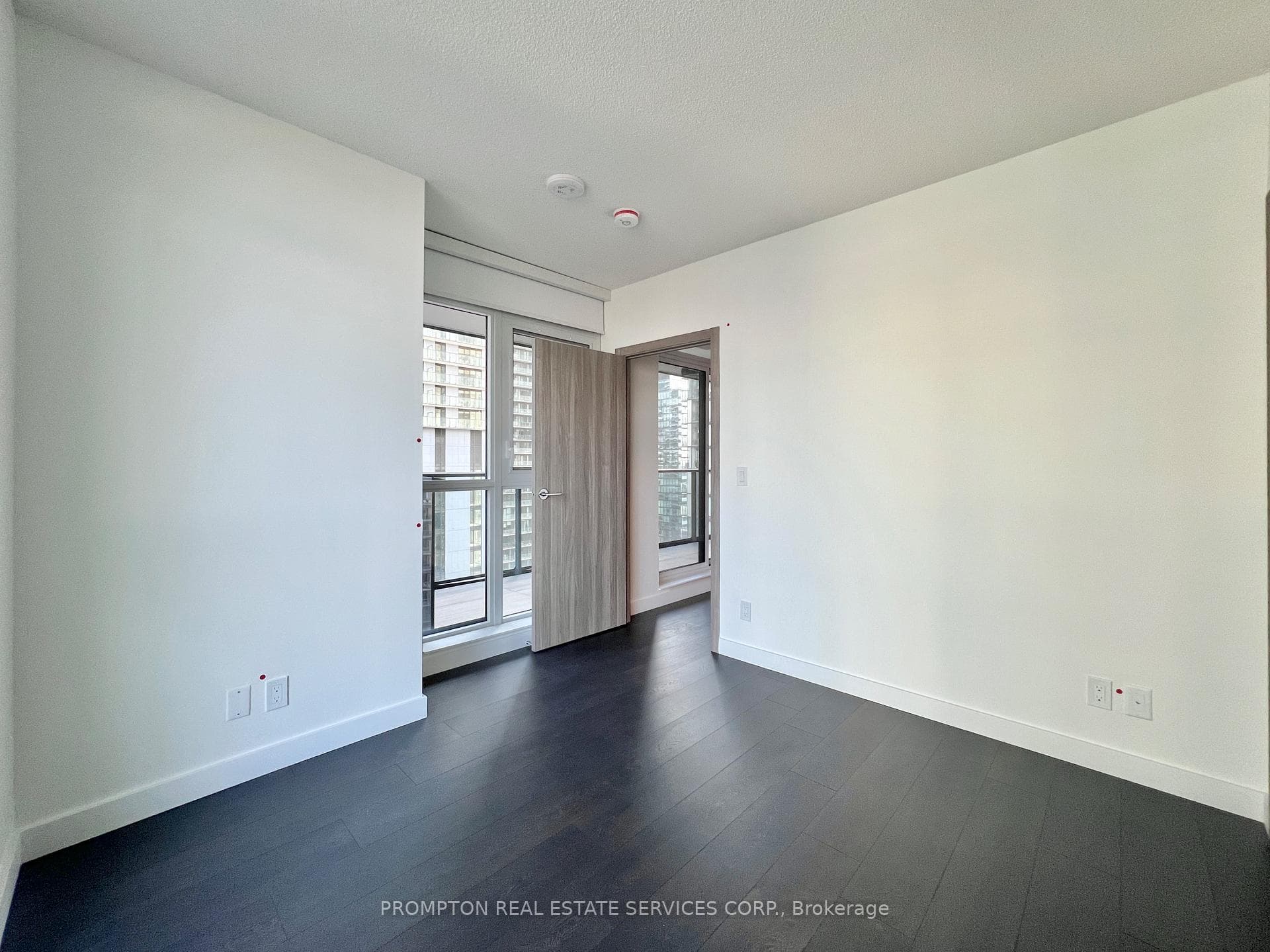 38 Widmer Street Unit 2806 photo 9