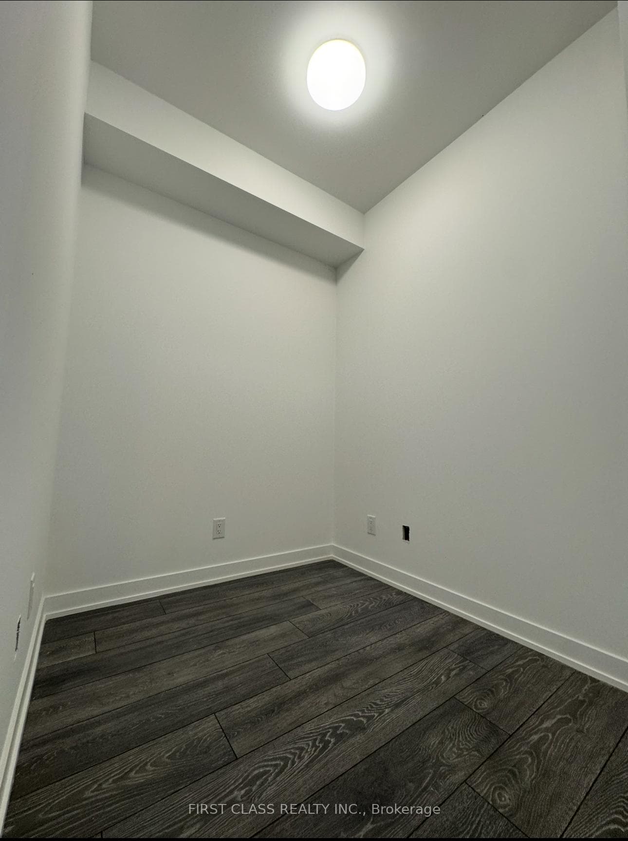 8888 Yonge Street Unit 315 photo 8