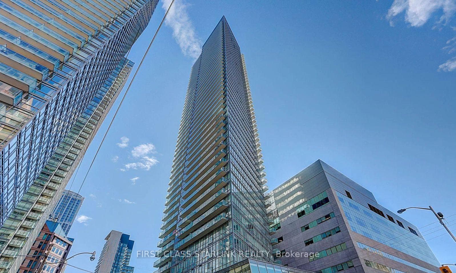 832 Bay Street Unit 3801 photo 2