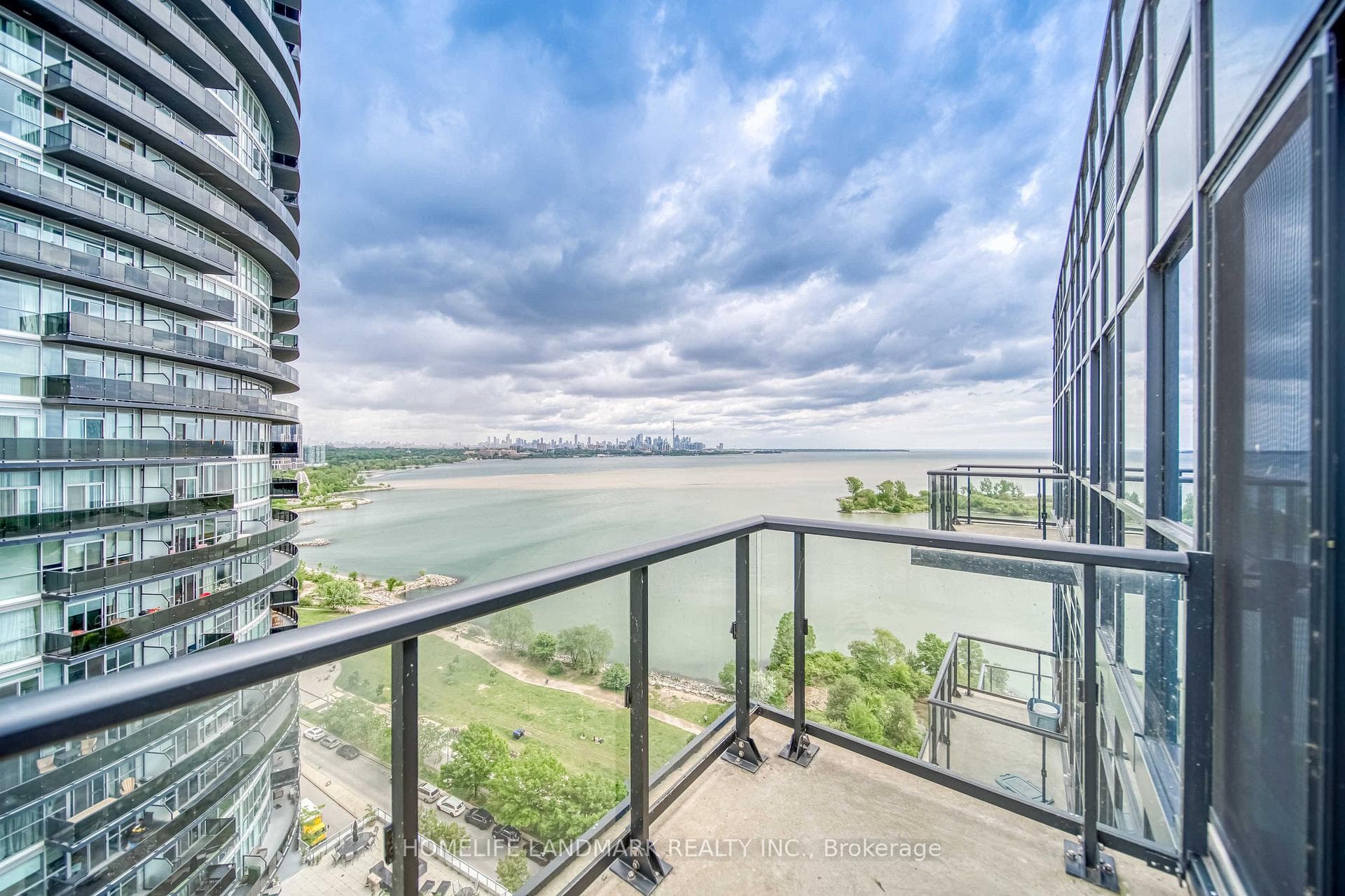 39 Annie Craig Drive Unit PH14 photo 25