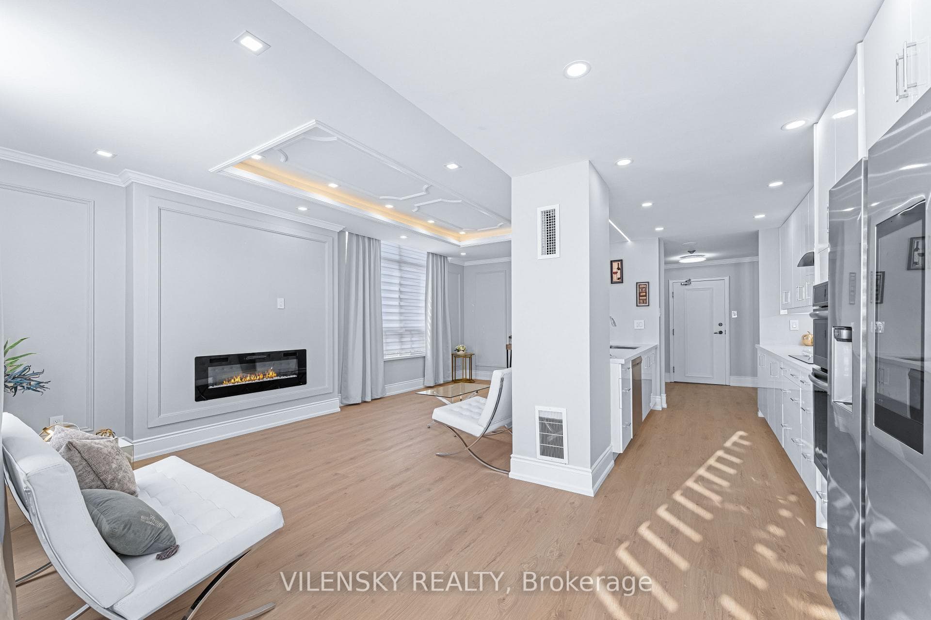 7 Townsgate Drive Unit 1808 photo 10