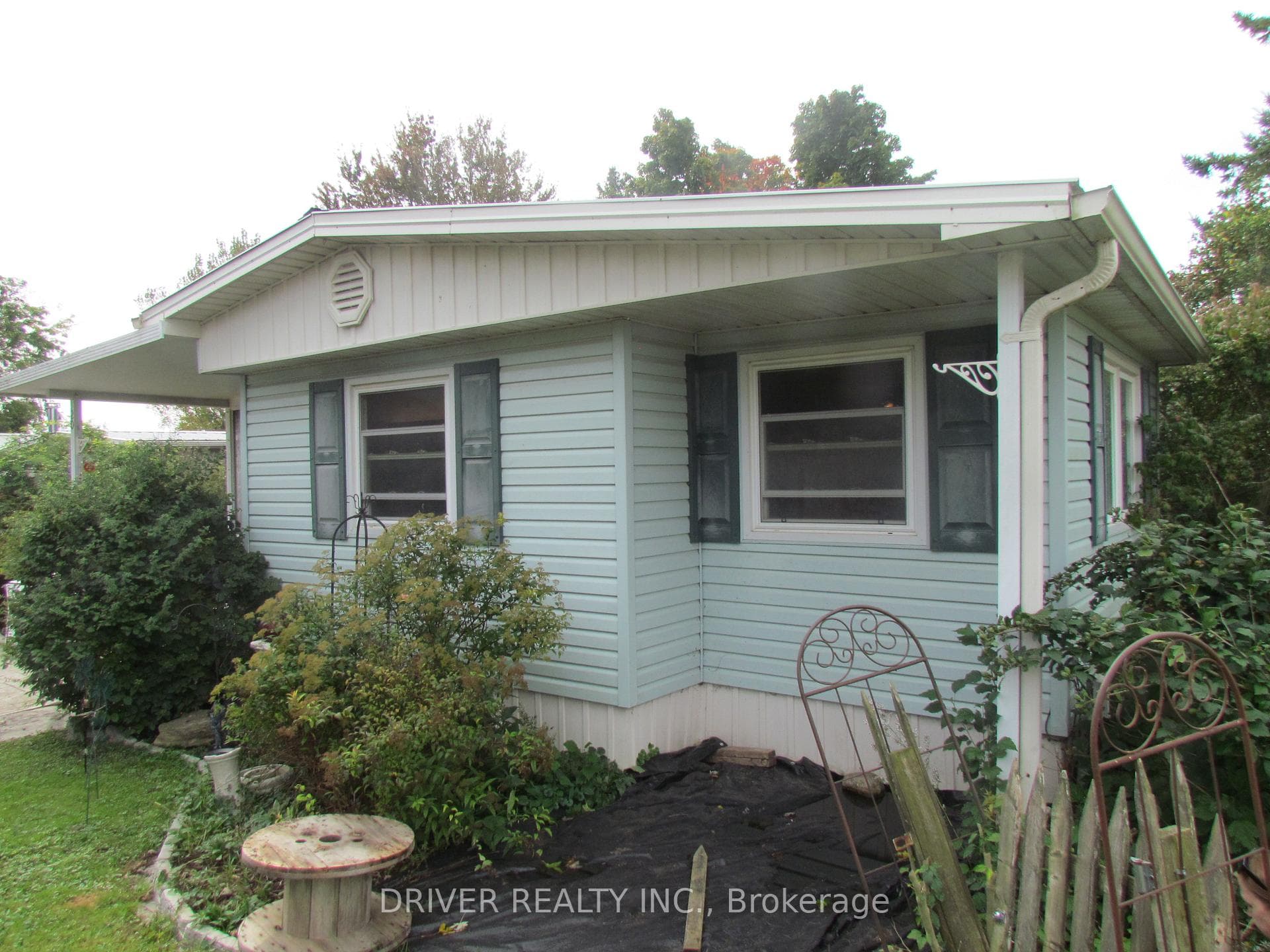 20 Pineview Avenue photo 1