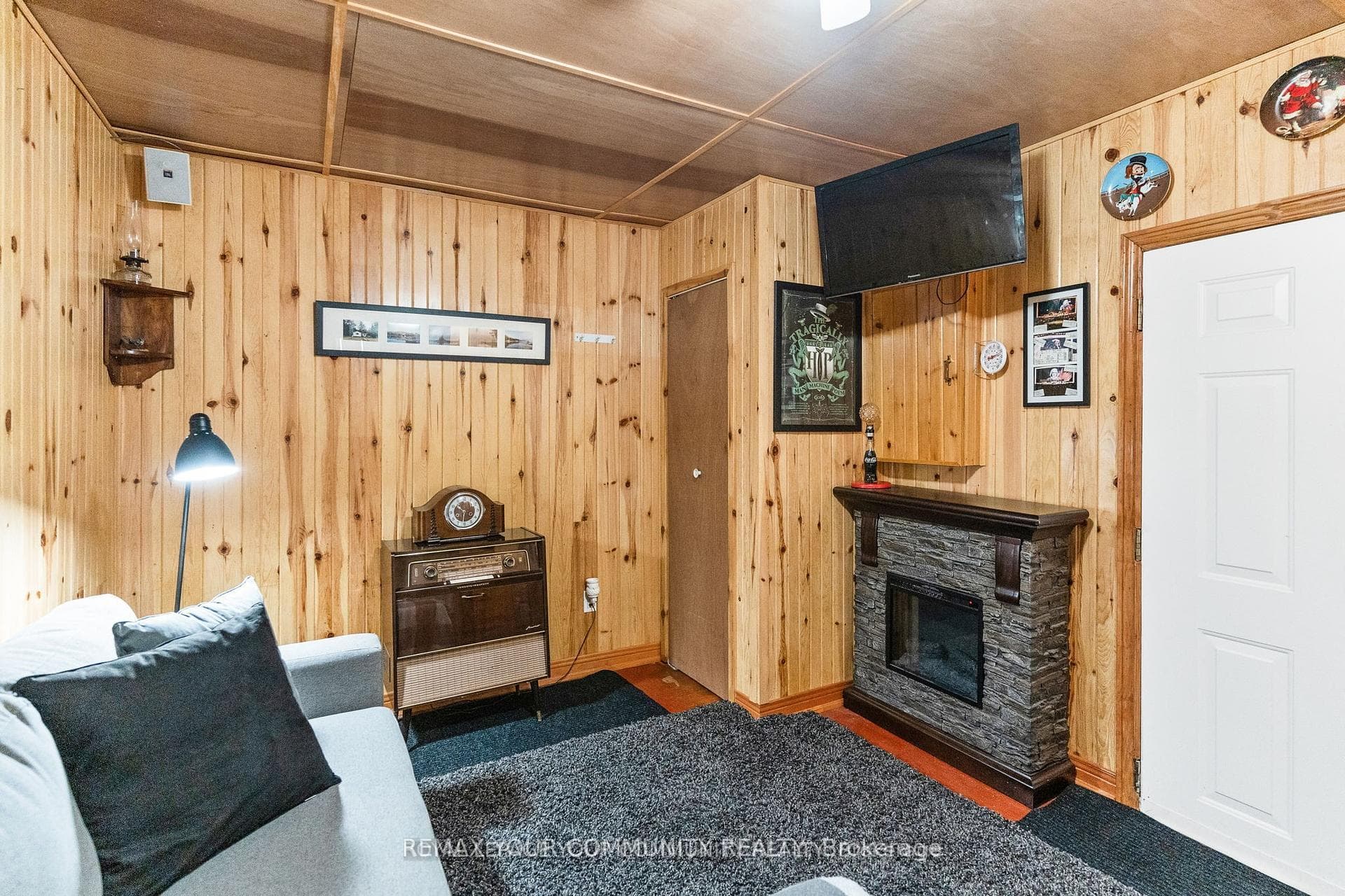 1139 Canuck Trail photo 31