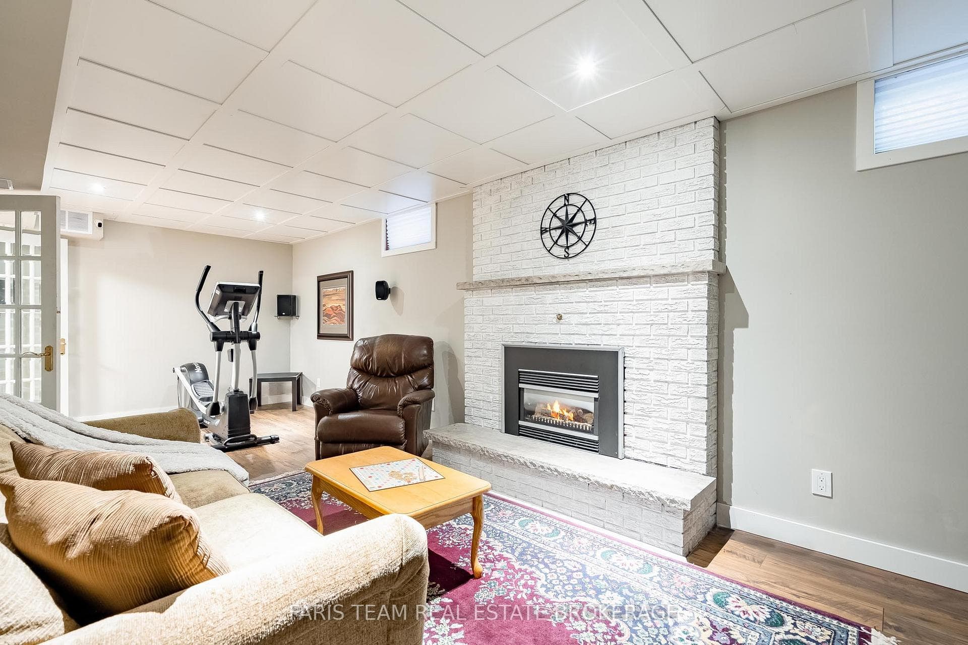 55 Oakridge Drive photo 31