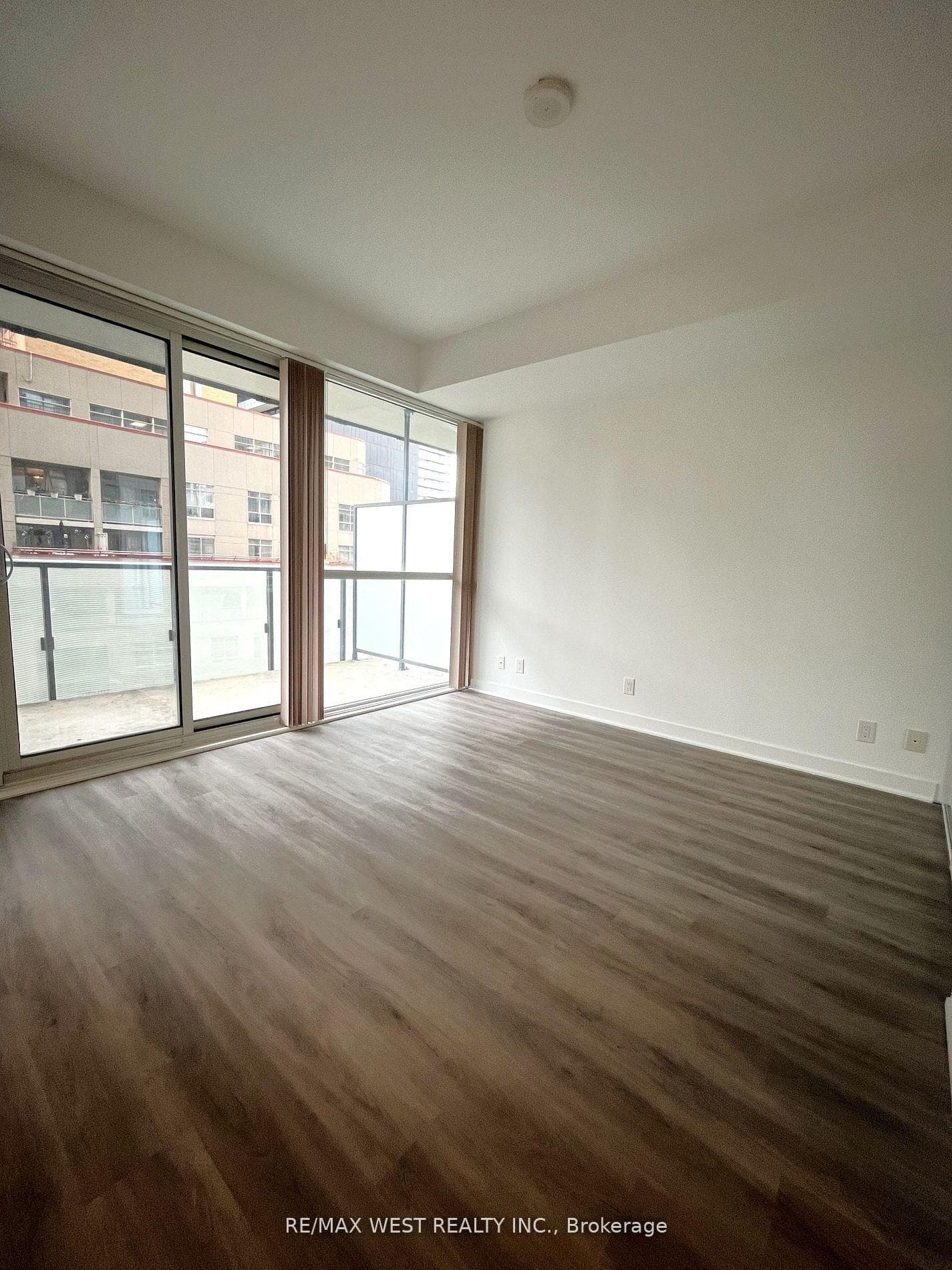 15 Grenville Street Unit 1106 photo 5