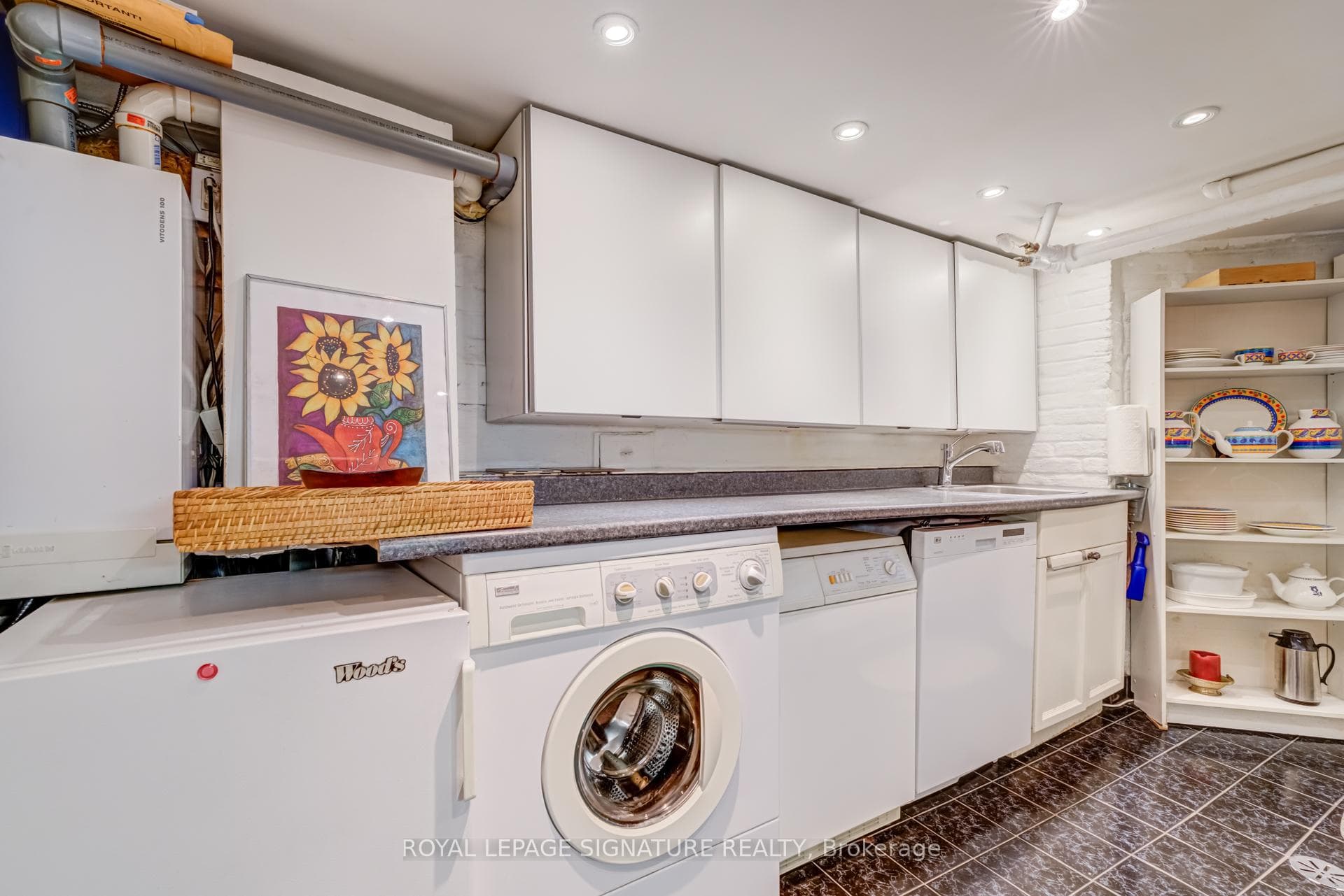 229 Glengrove Avenue photo 28