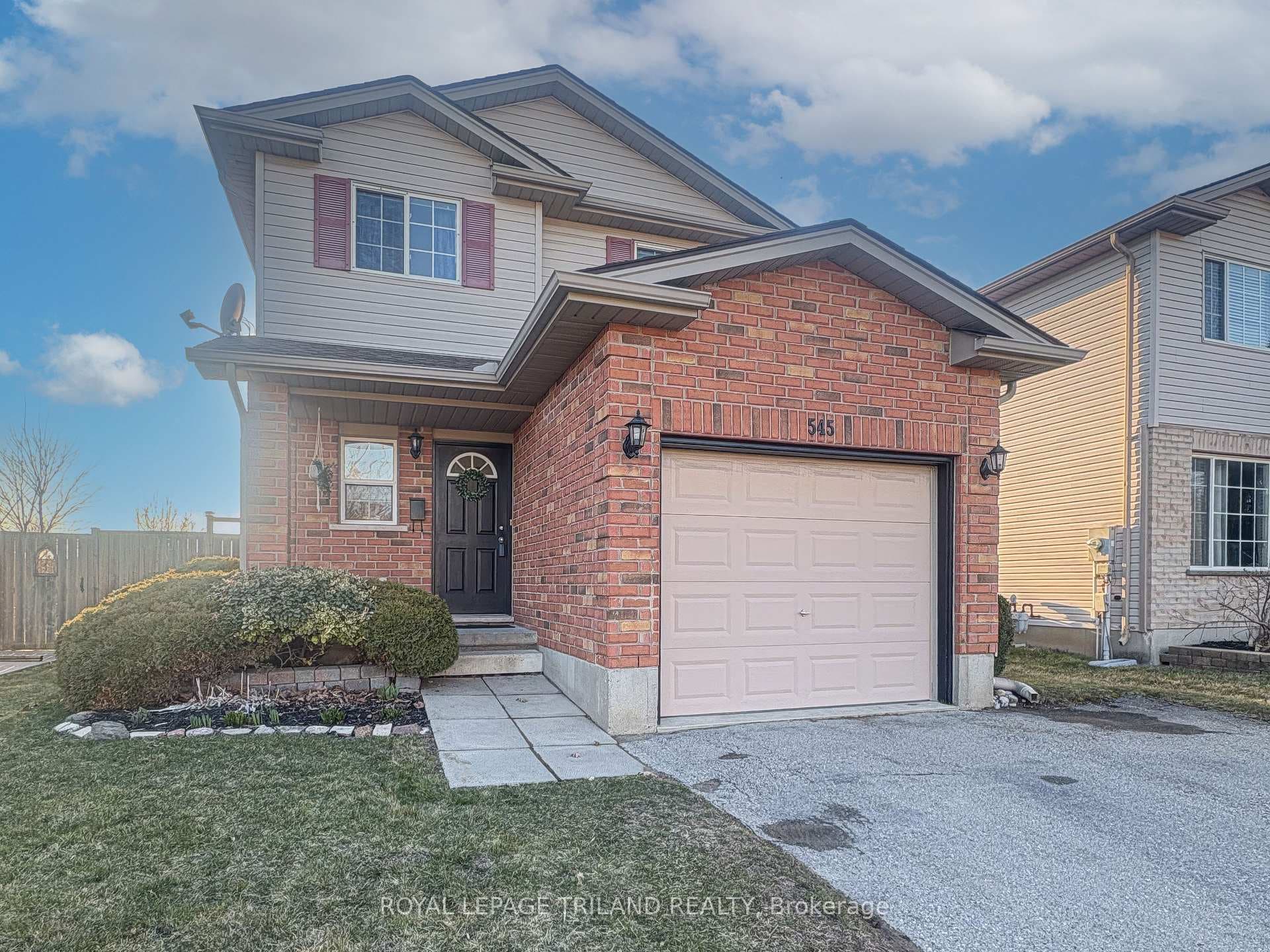 545 Highview Drive photo 2