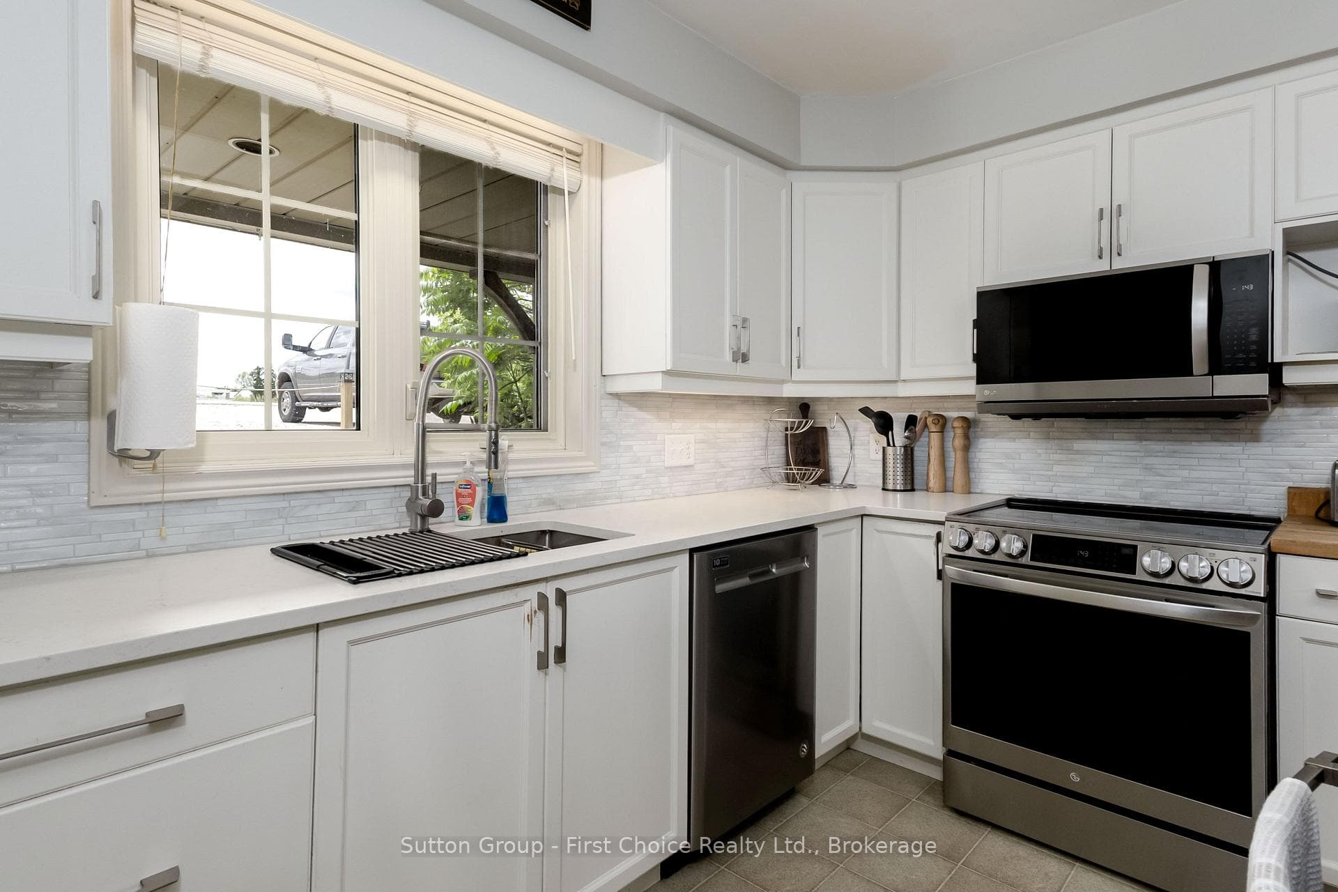 1160 Lisbon Road photo 10