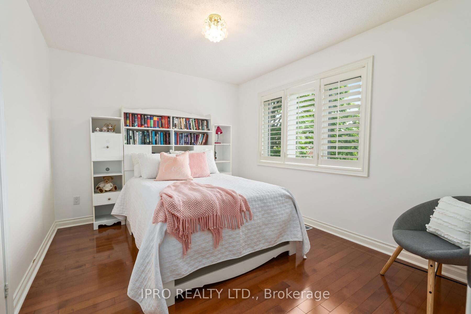 23 Pinebrook Circle photo 17