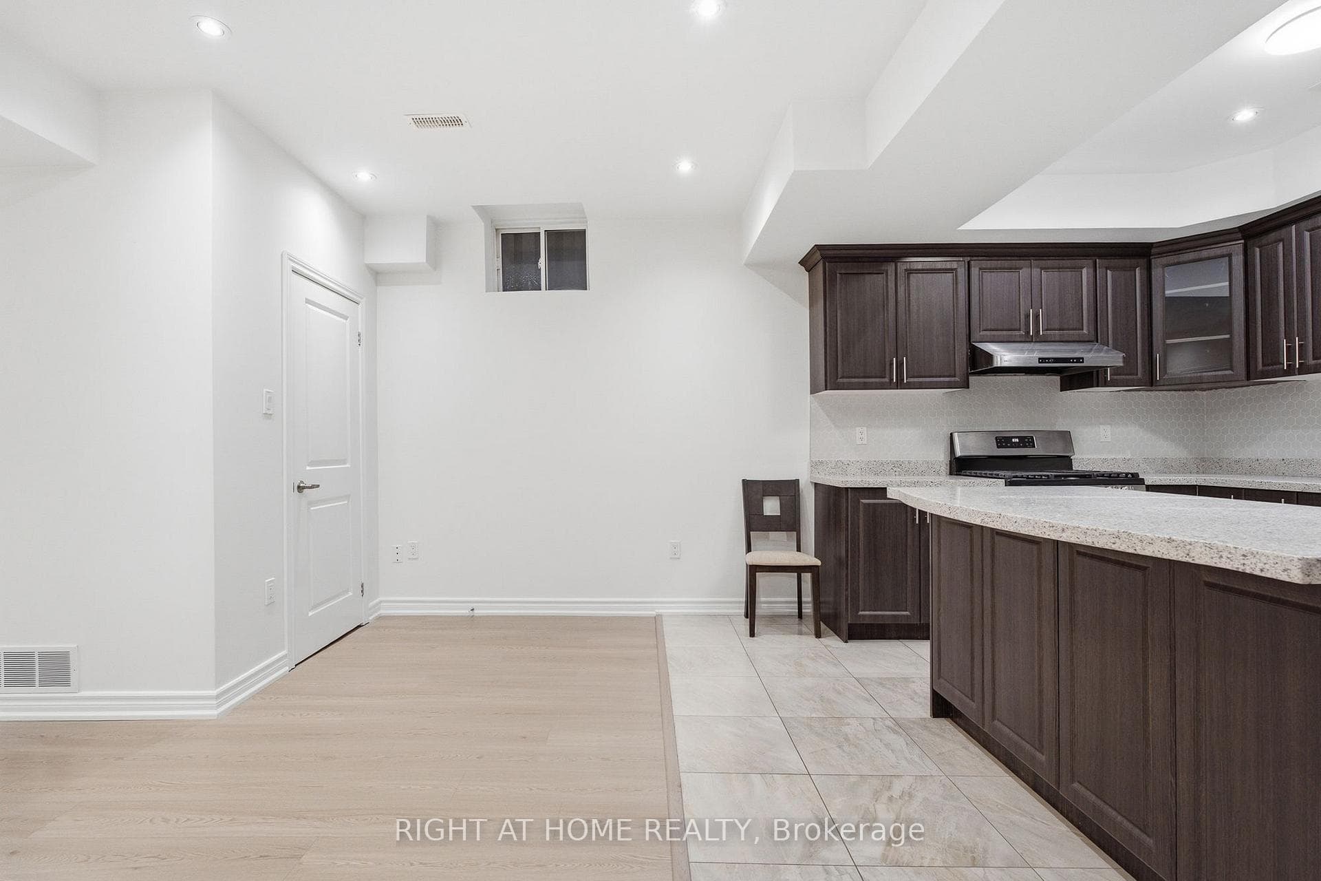 201 Donald Sim Avenue Unit Basement photo 15