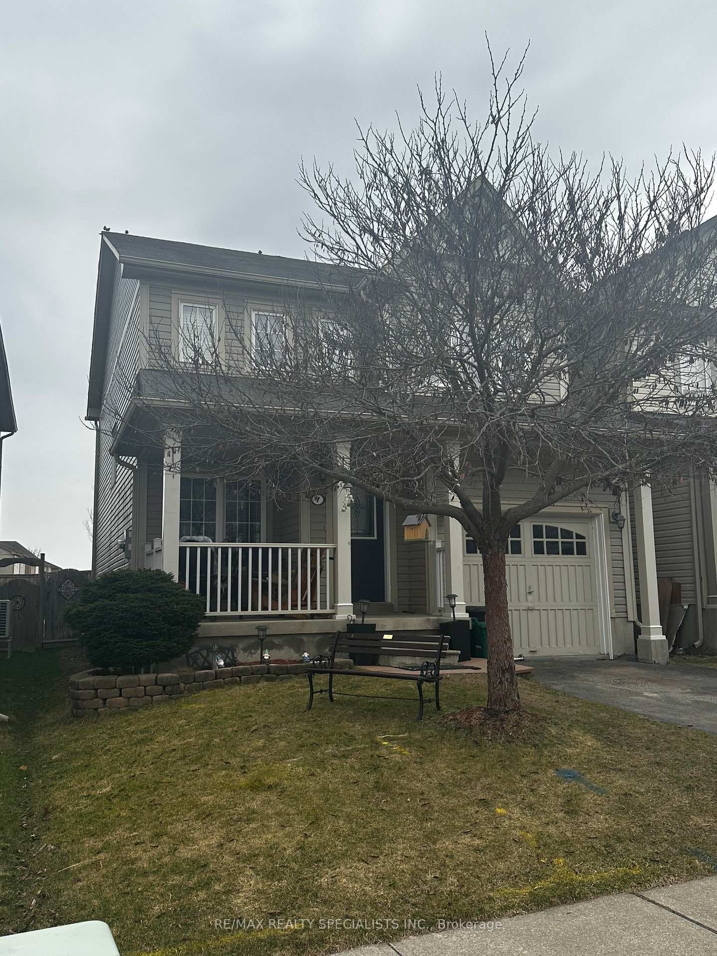 7 Mercer Avenue photo 2