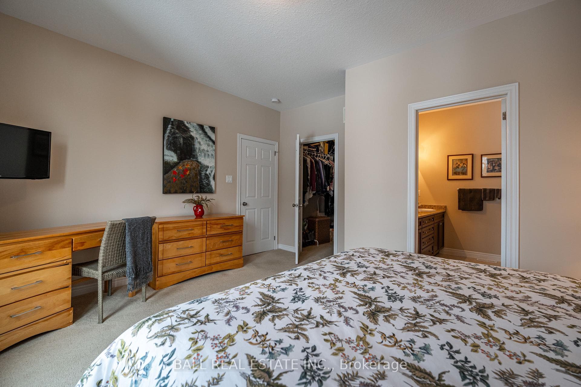 10 Marina Drive photo 16