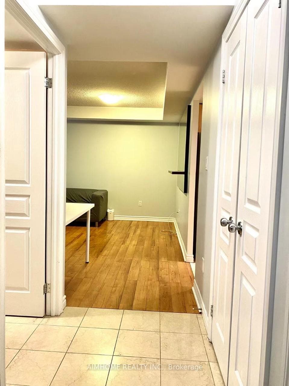 801 Bay Street Unit 1008 photo 6