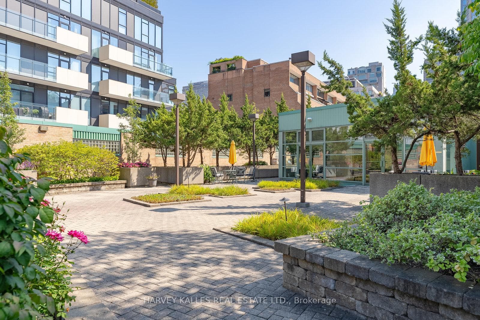 77 Avenue Road Unit 401 photo 34