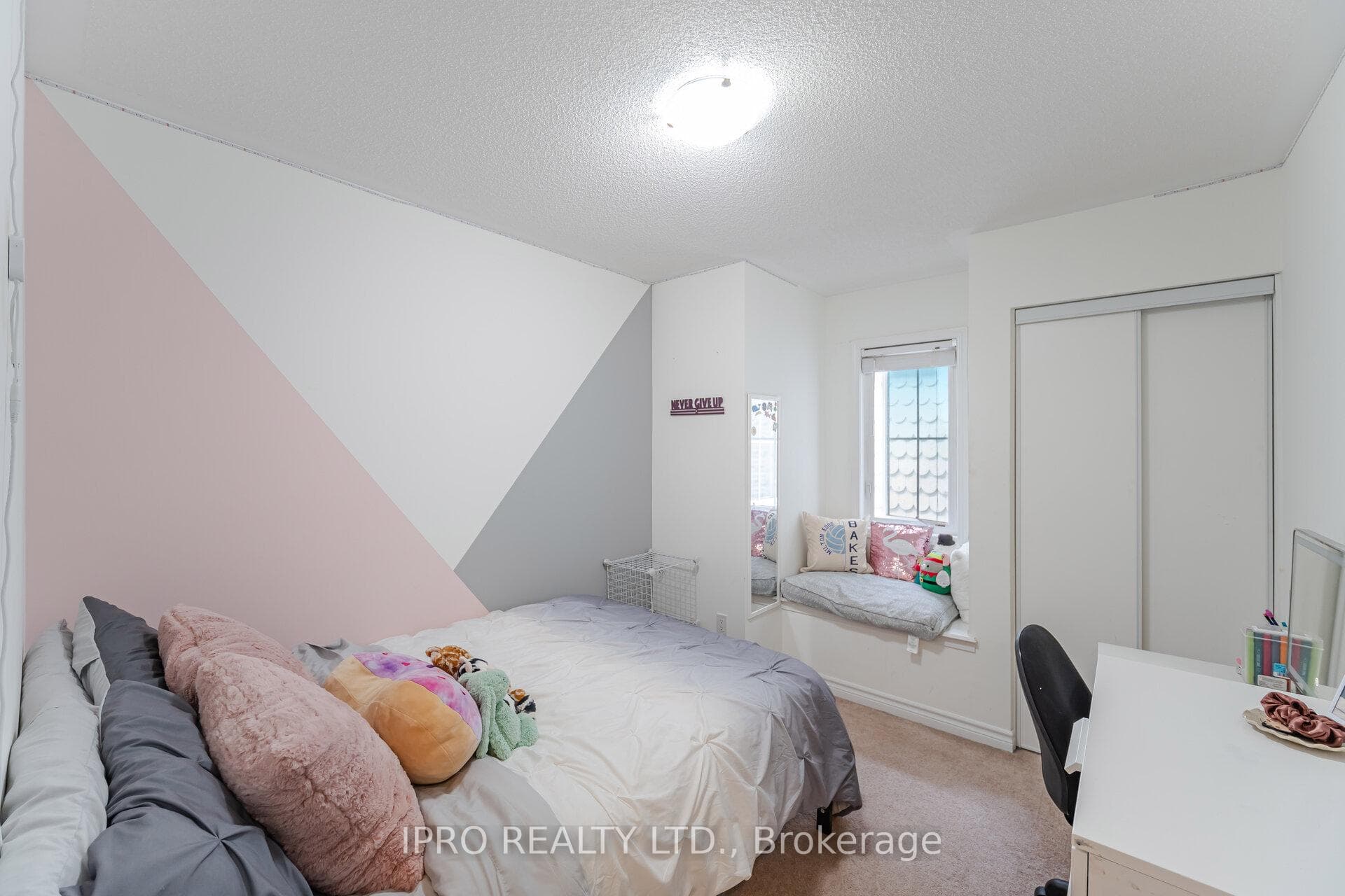1543 HUSBAND Place photo 19