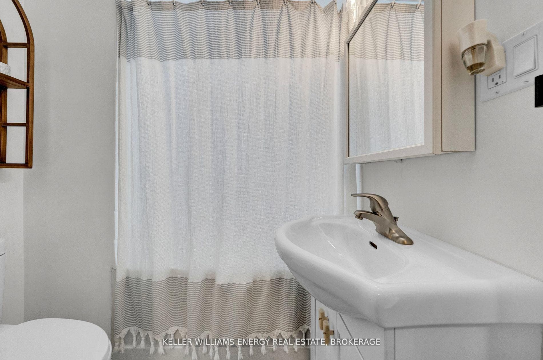 19 Carlisle Avenue photo 24