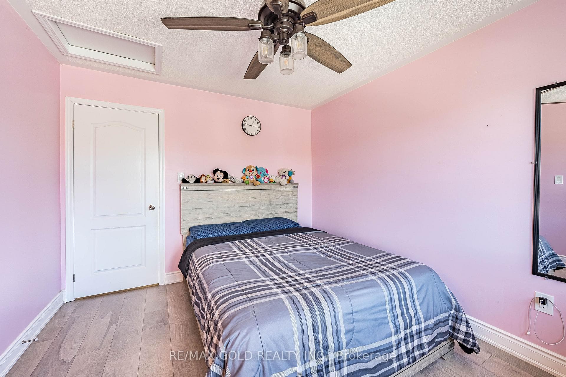 26 Robert Parkinson Drive photo 18