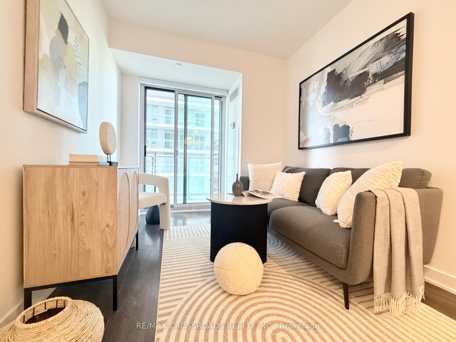 195 Redpath Avenue Unit 2301 photo 9