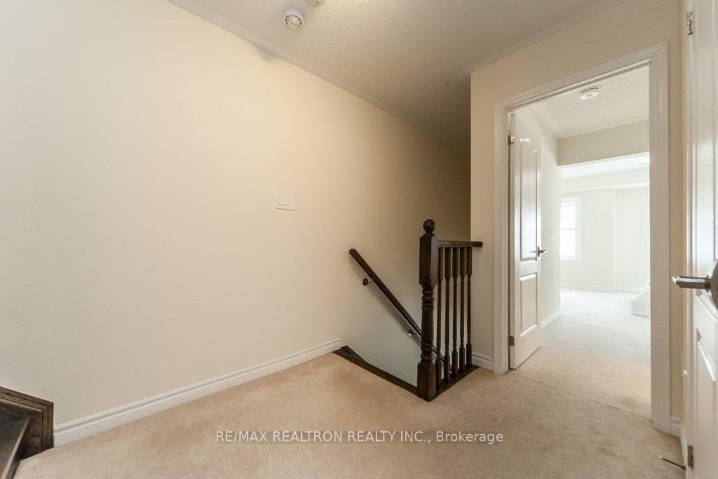 25 Heron Park Place Unit 18 photo 23