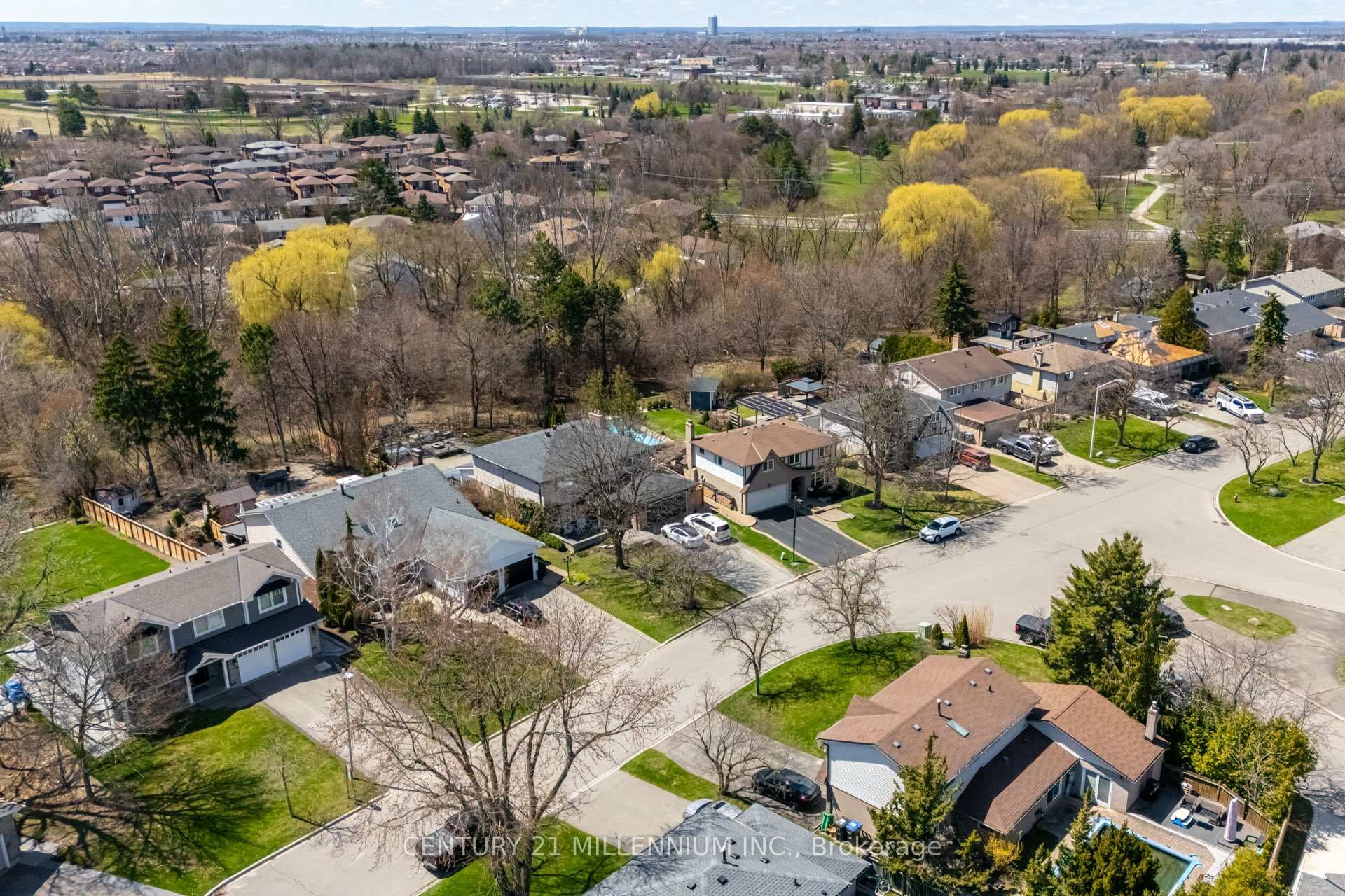 57 Ridgehill Drive photo 34