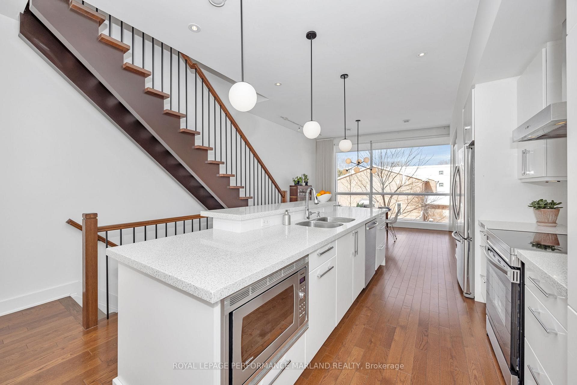 150 Evelyn Avenue photo 21