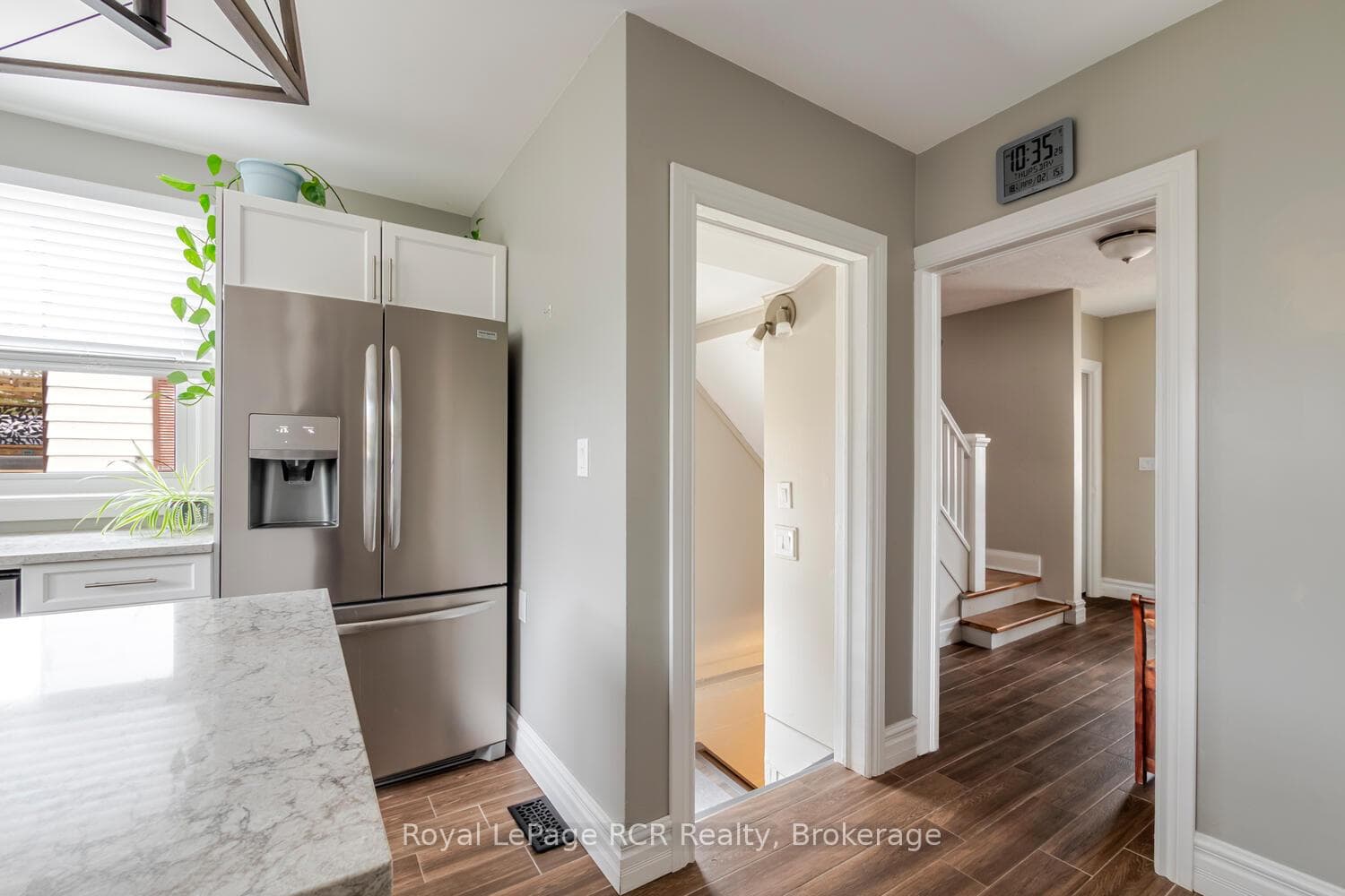 662 7th Avenue photo 29
