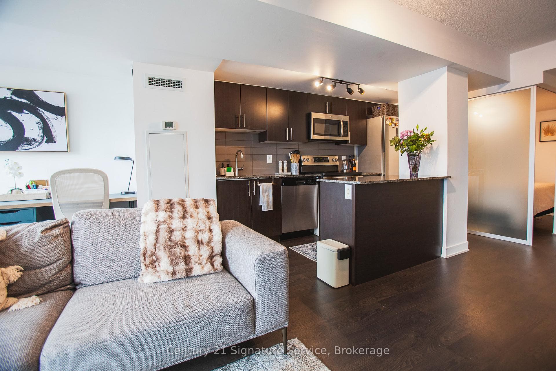 11 Superior Avenue Unit 101 photo 8