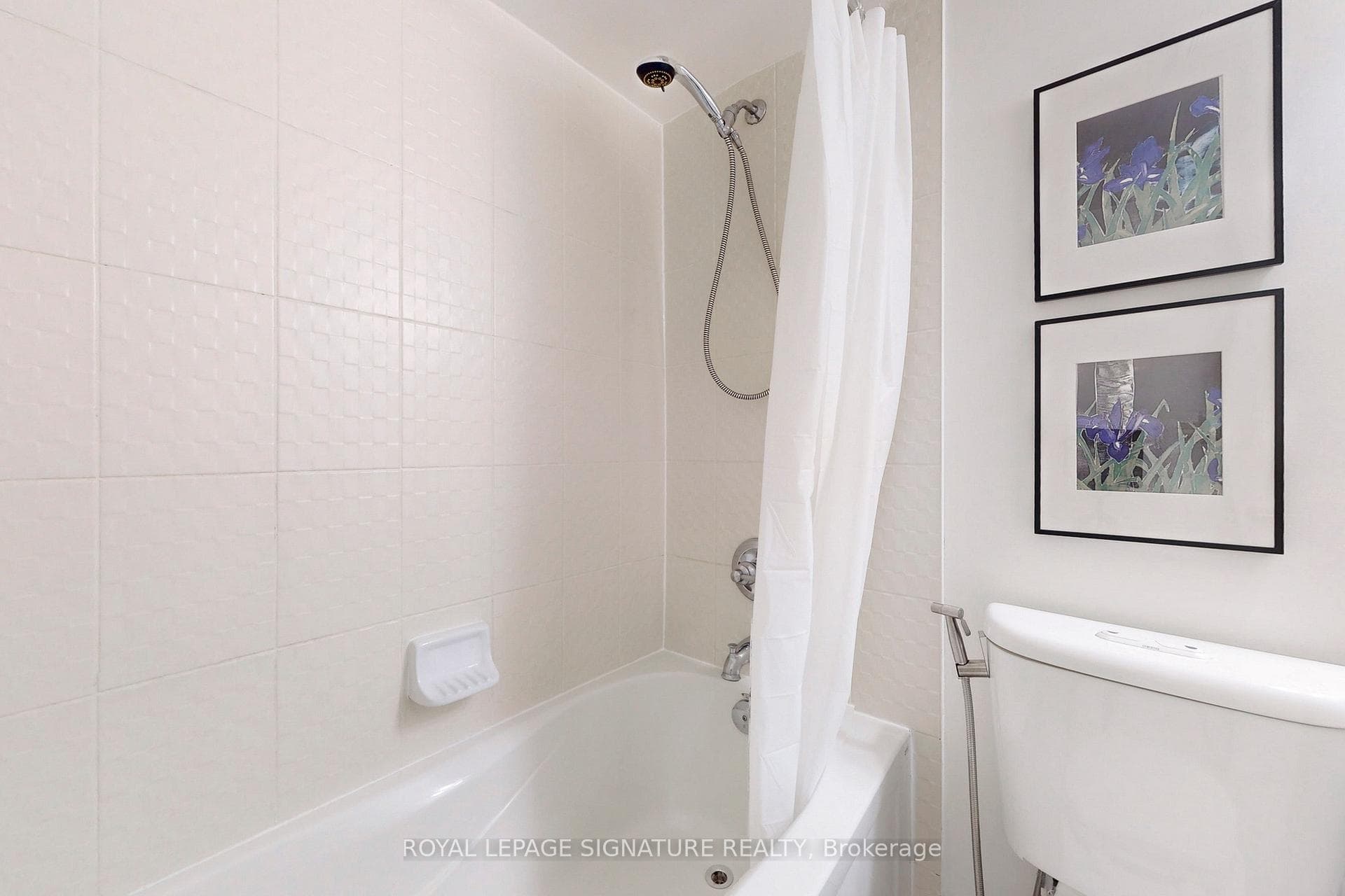 326 John Street Unit 141 photo 29