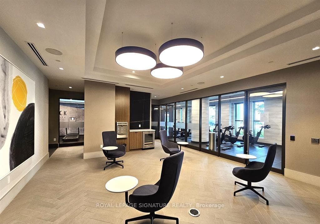2550 Simcoe Street Unit 2007 photo 13