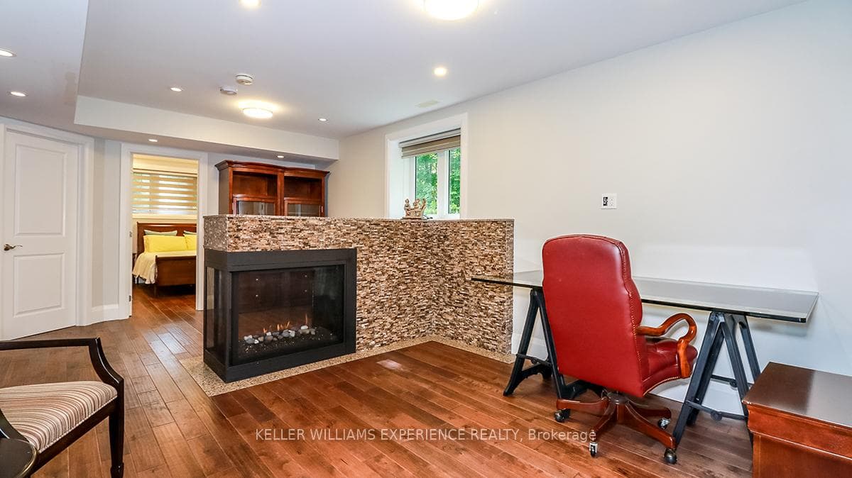 600 Mapleview Drive photo 20