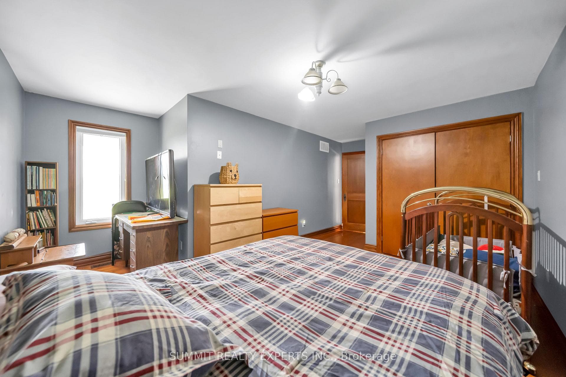 7728 Mayfield Road photo 24