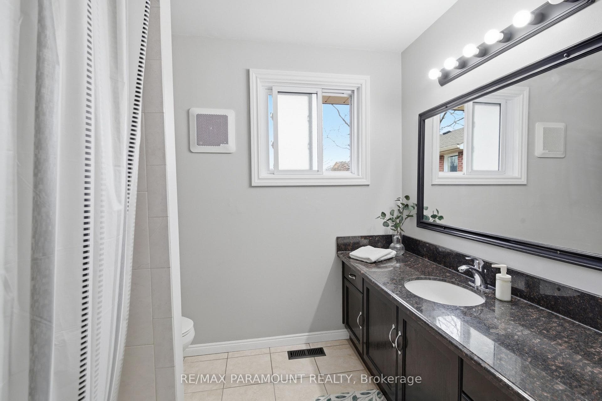 1262 Upper Gage Avenue photo 24