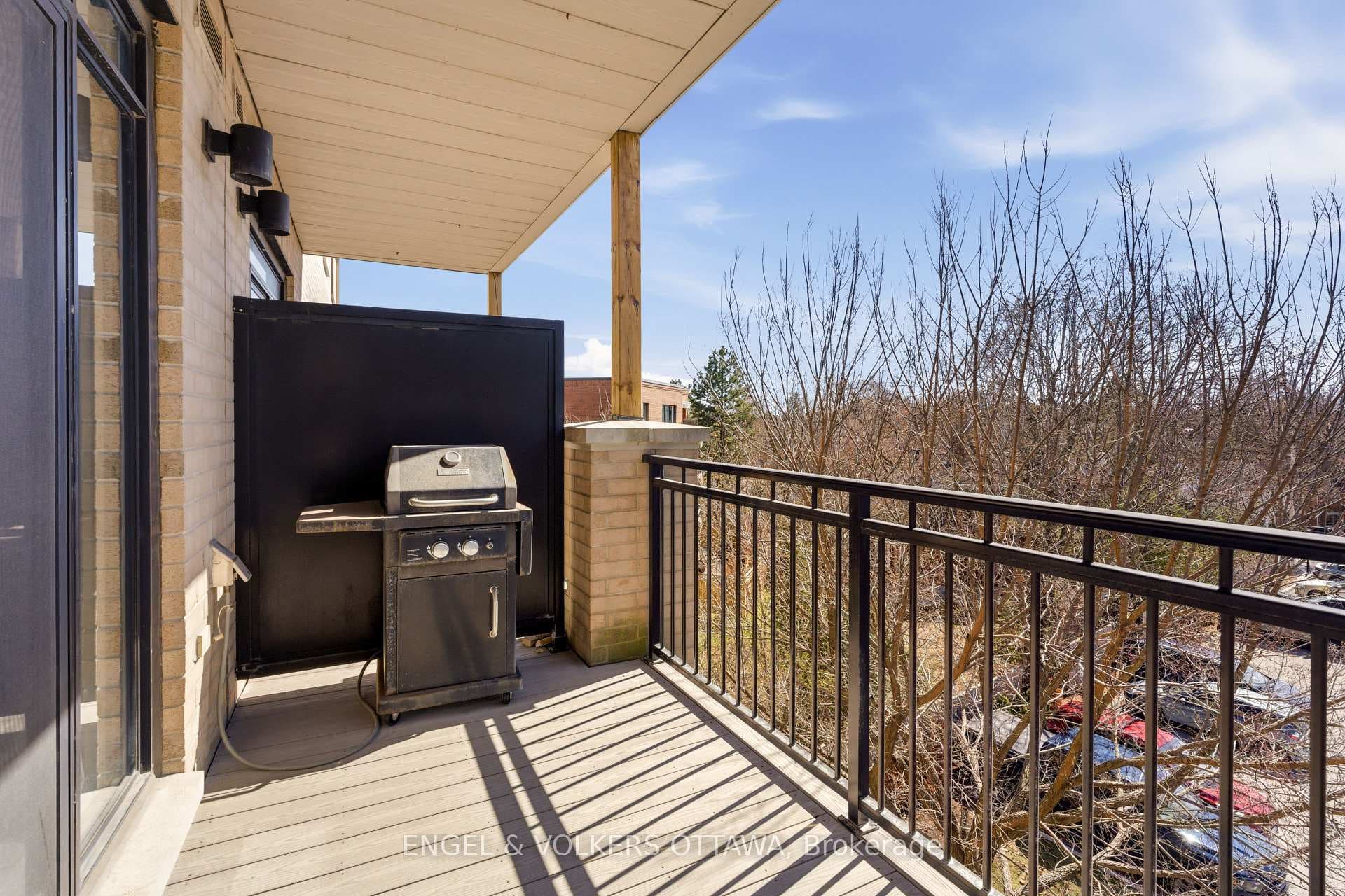 808 Bronson Avenue Unit 310 photo 27