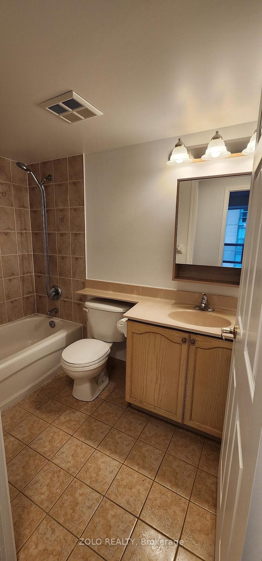 22 Olive Avenue Unit 1108 photo 3