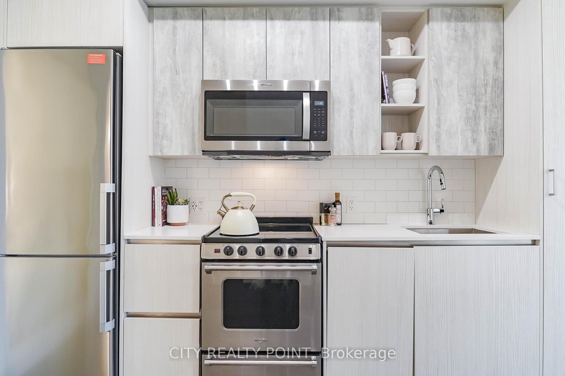 251 Manitoba Street Unit 326 photo 13